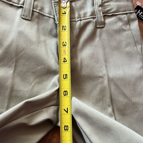 New dickies classic fit khaki shorts - Picture 6 of 13